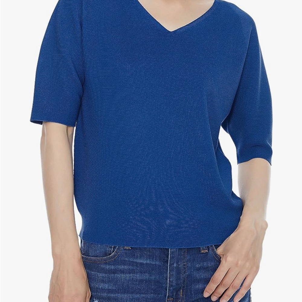 Women’s sweater